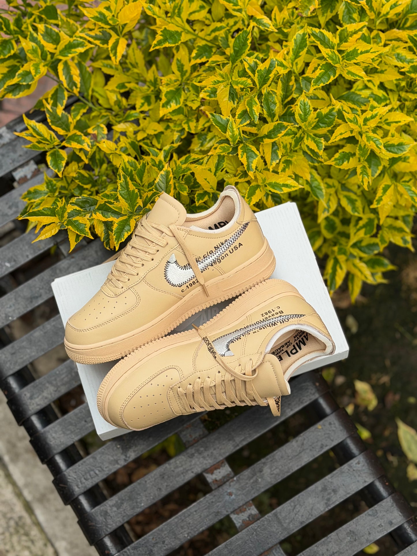 Nike Air Force 1 Low Off White