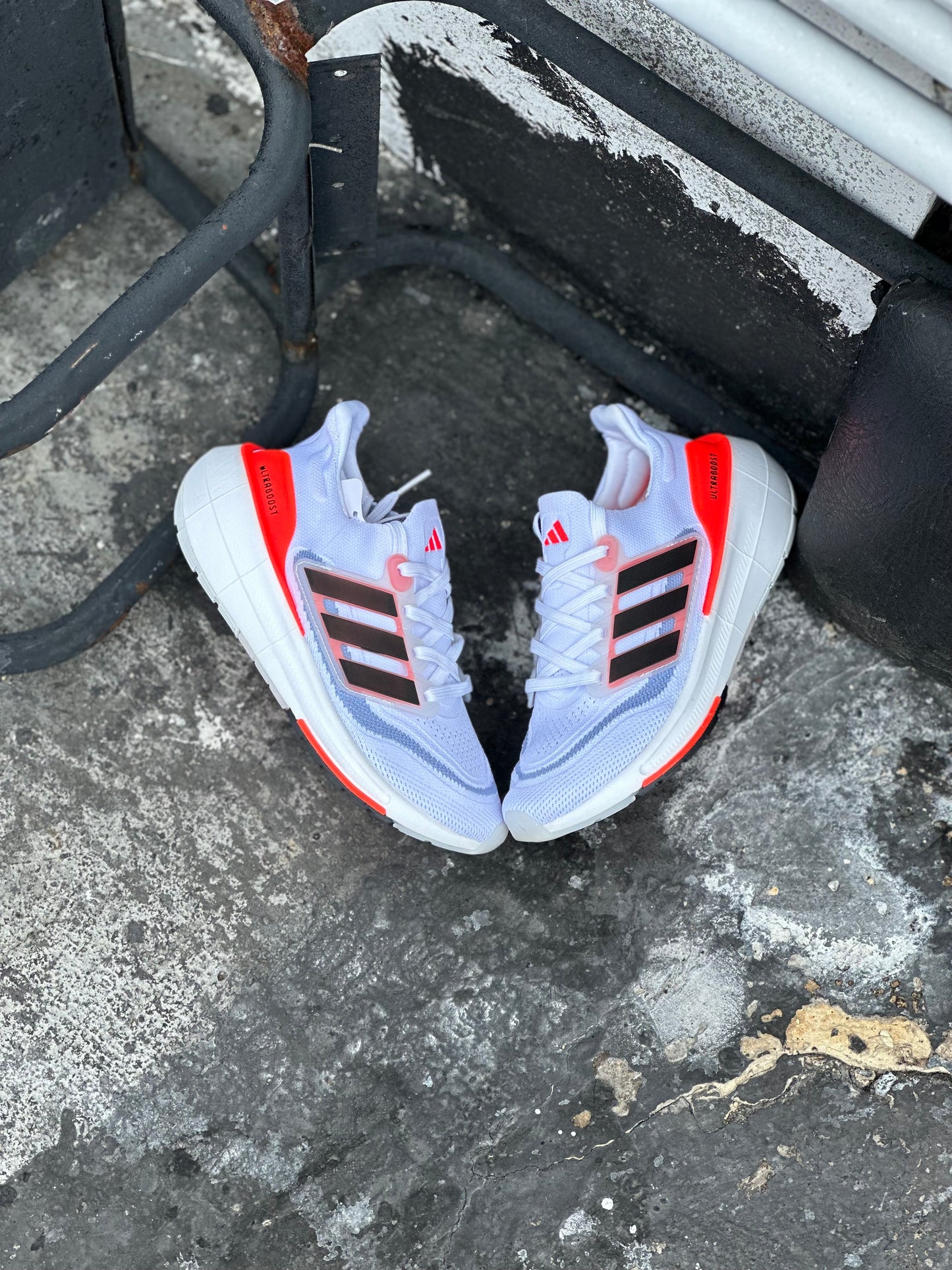 Adidas Ultraboost Light