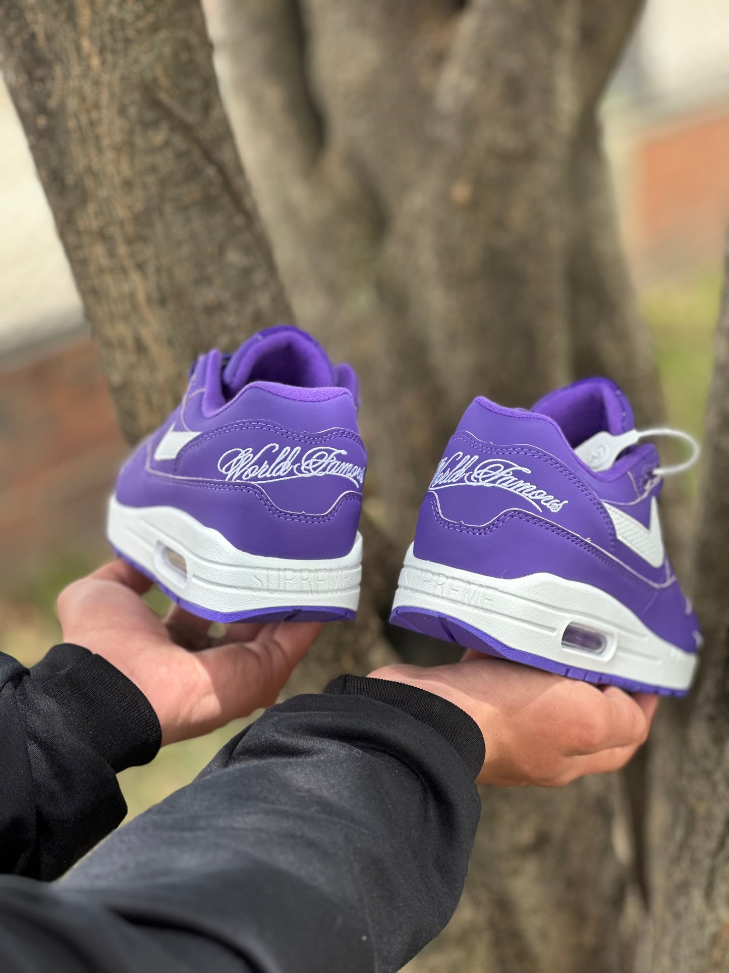 Nike Air Max 1 X Supreme Varsity Purple