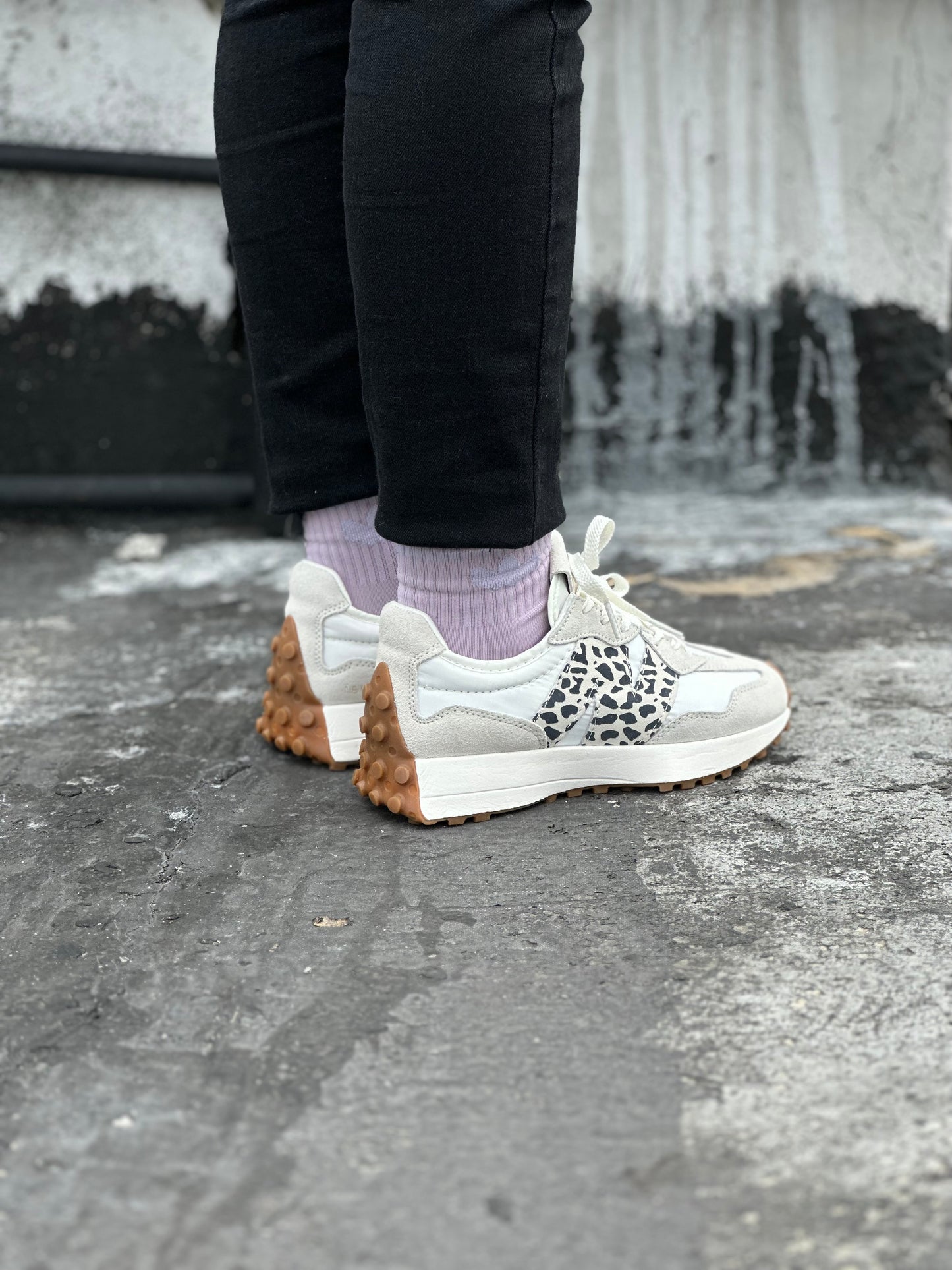 New Balance 327 Animal Print