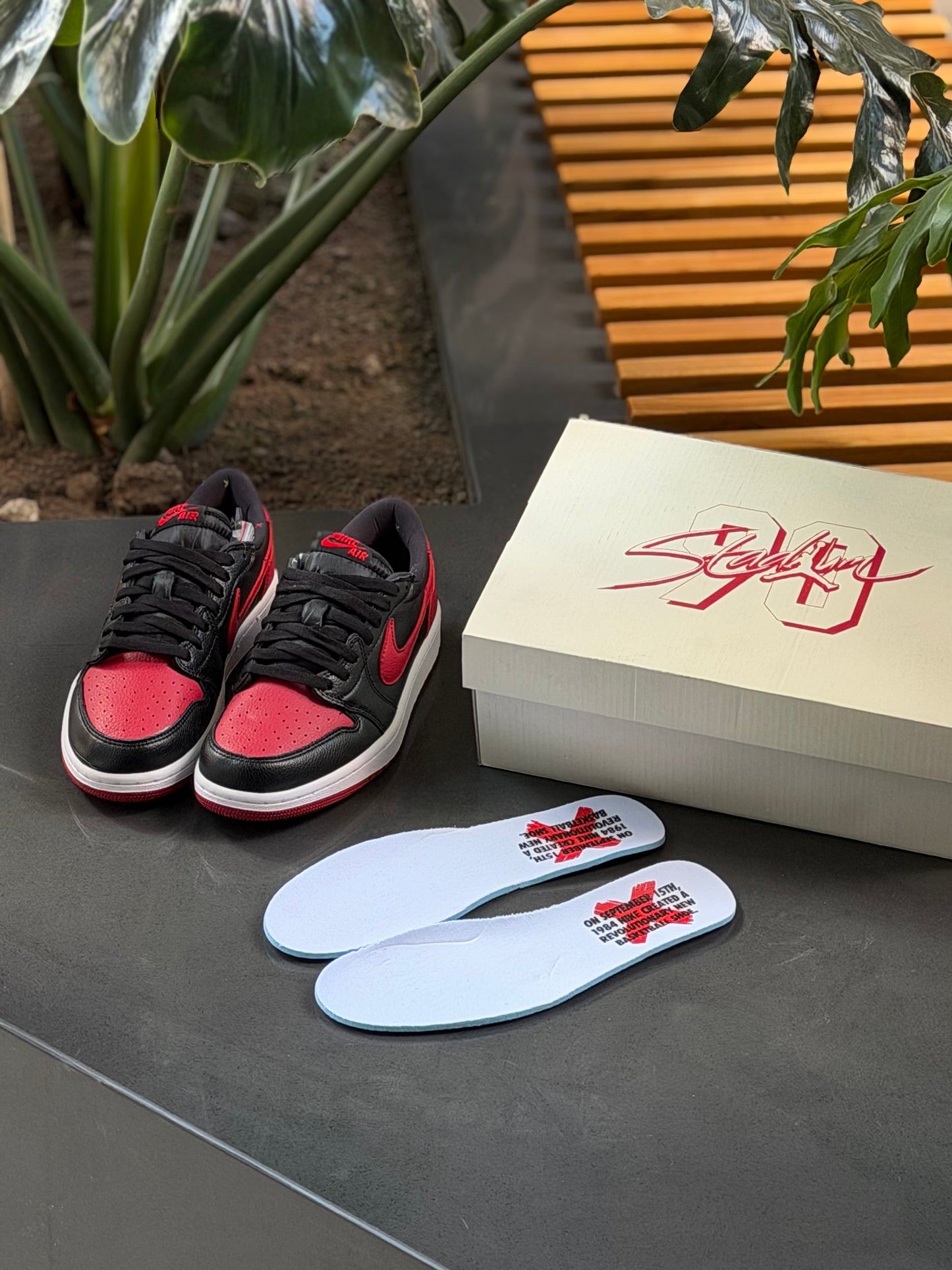 Air Jordan Retro 1 Low OG Banned