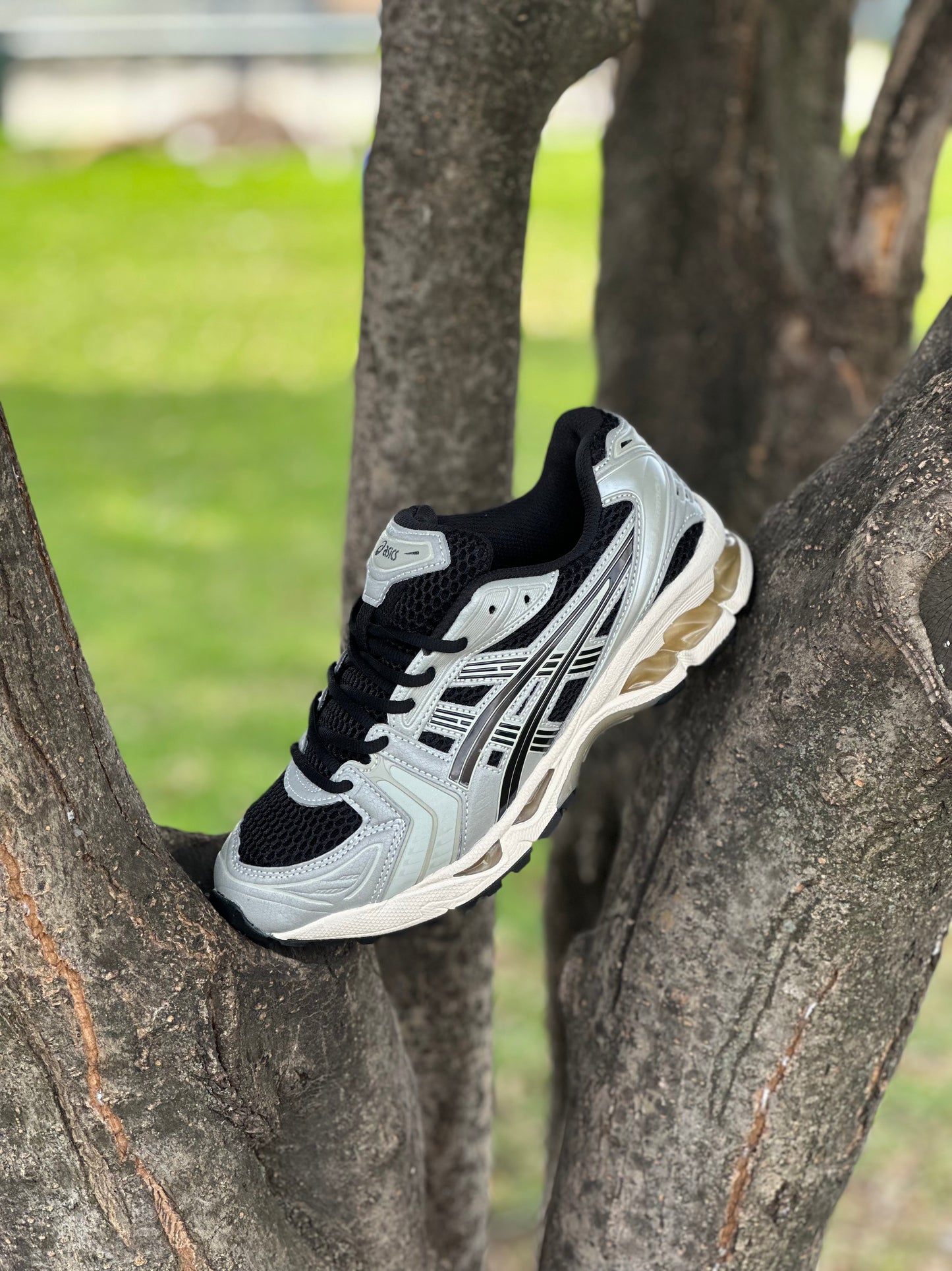 Asics Gel-Kayano 14 Gris