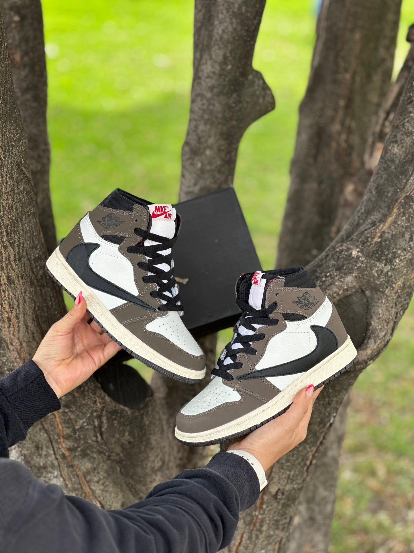 Air Jordan Retro 1 High OG SP Travis Scott