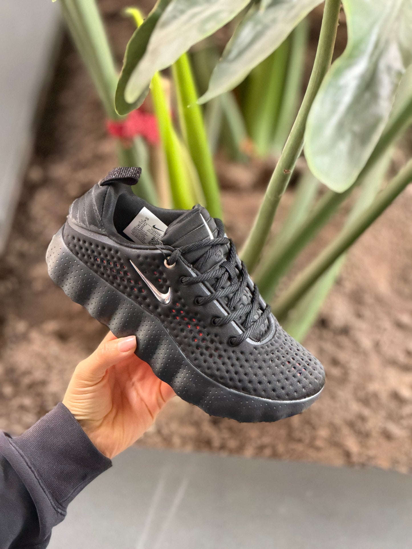 Nike Mind 002