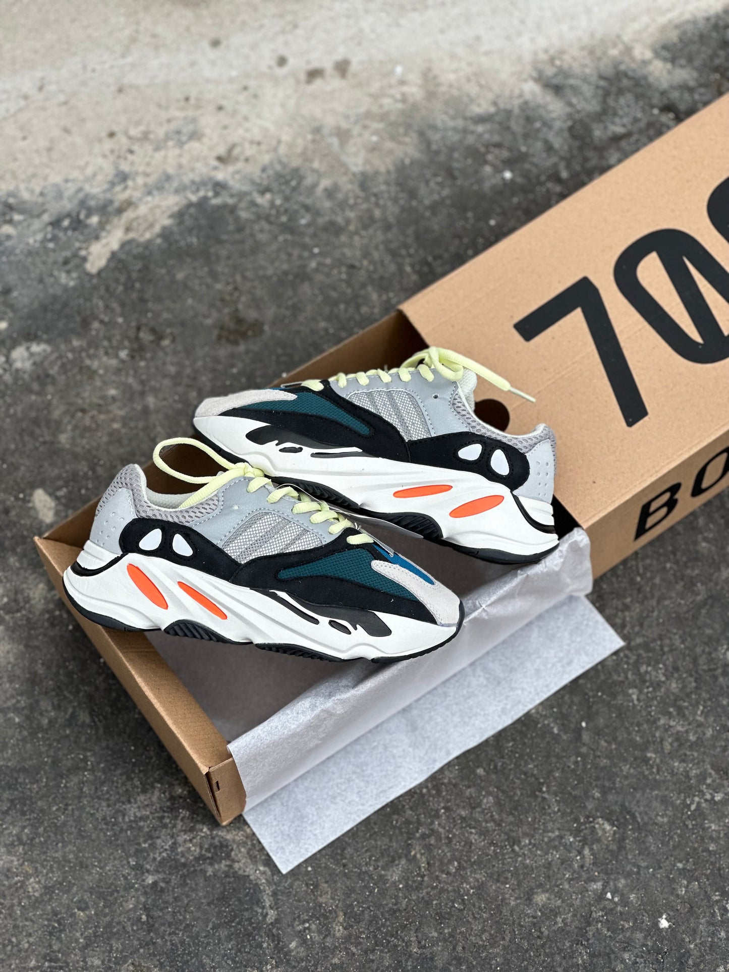 Adidas Yeezy Boost 700 Wave Runner