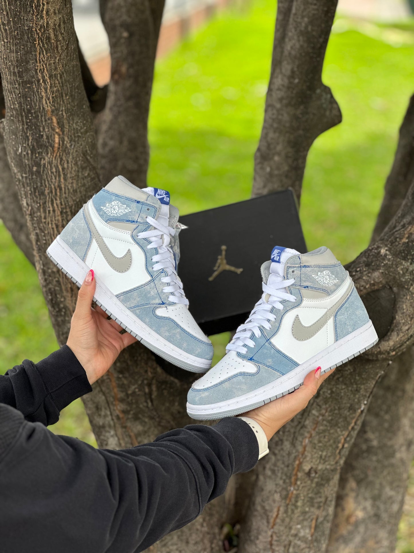 Nike Air Jordan Retro OG Hyper Royal