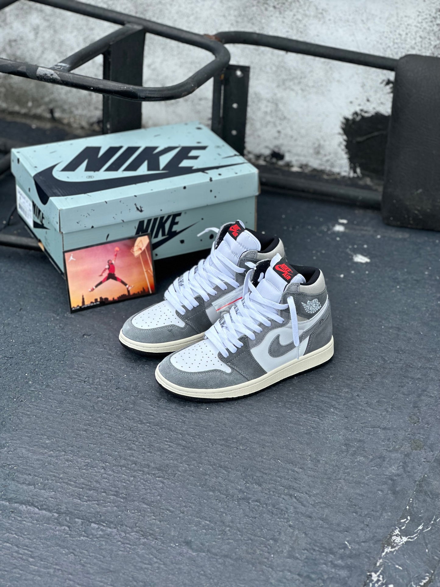 Air Jordan Retro 1 High OG Washed Black