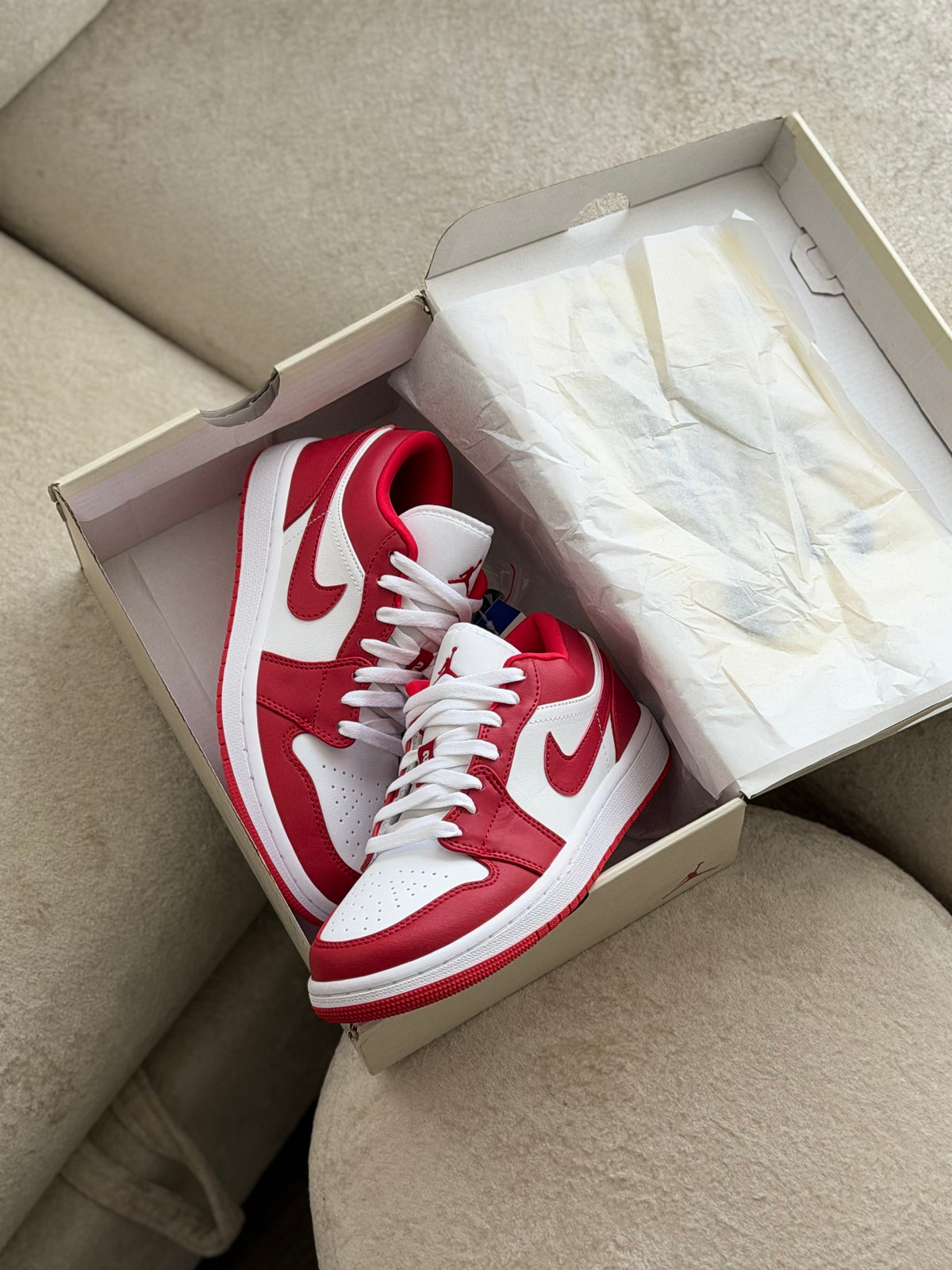 Air Jordan 1 Low Red