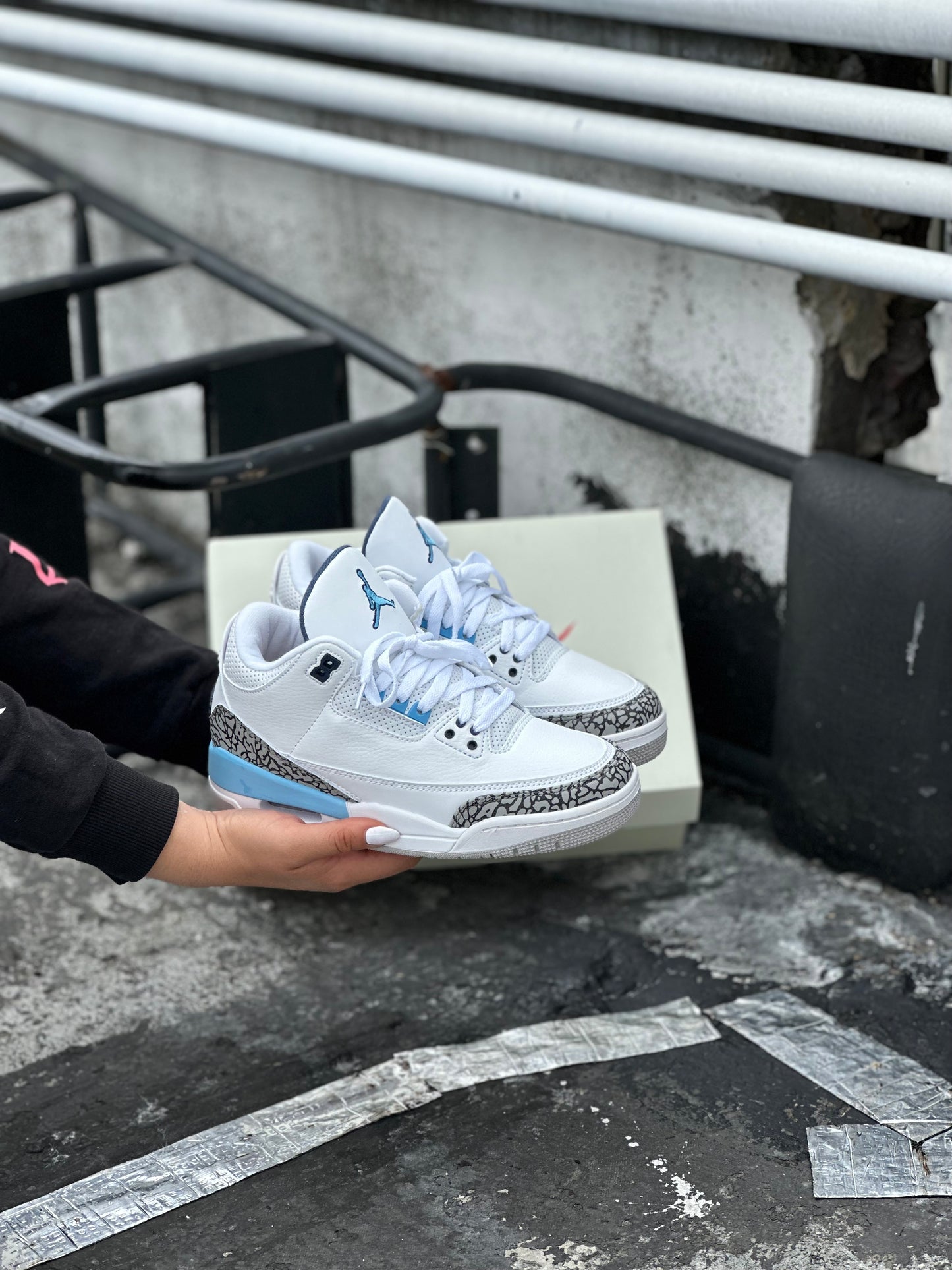 Air Jordan Retro 3 UNC