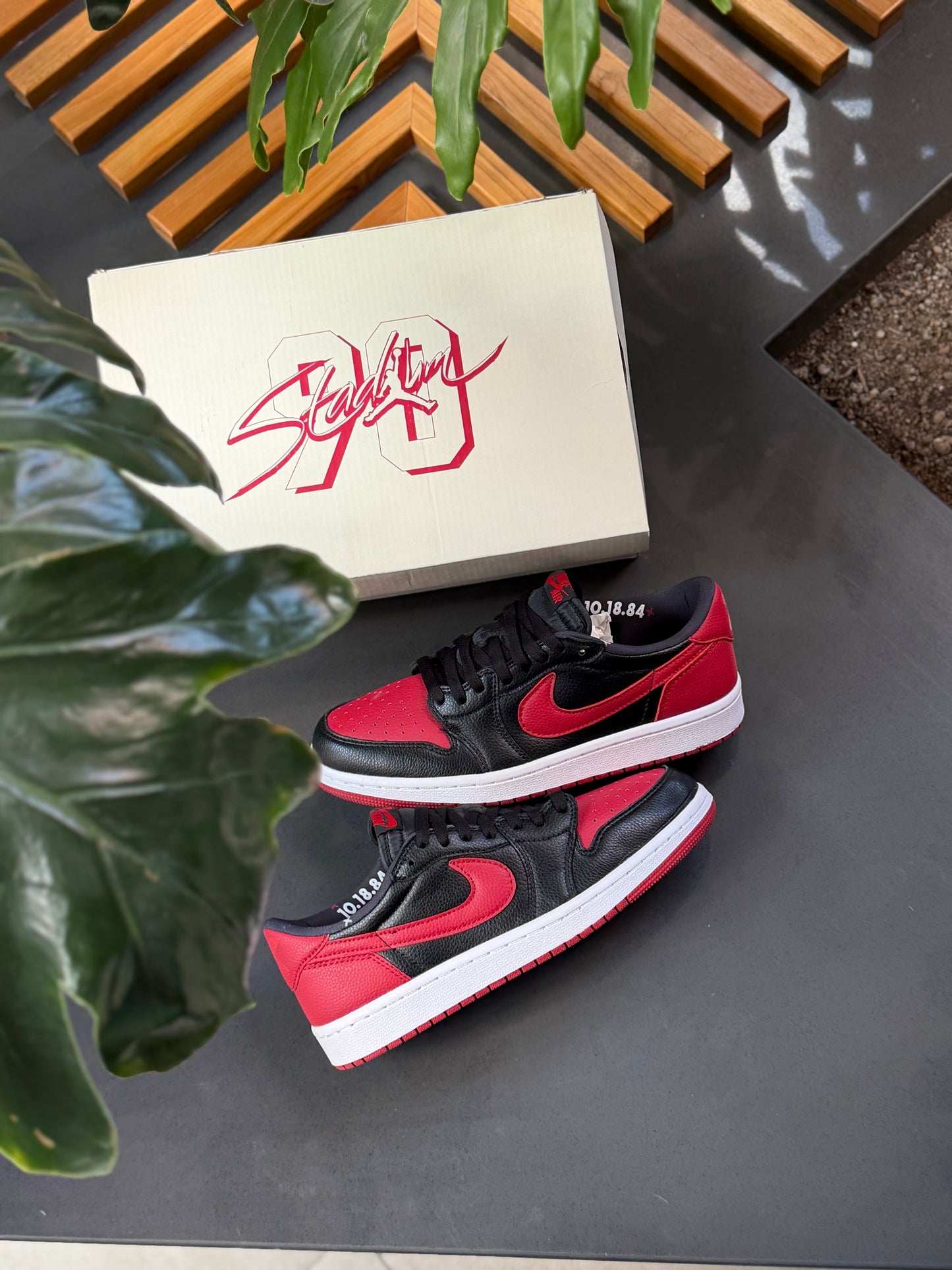 Air Jordan Retro 1 Low OG Banned