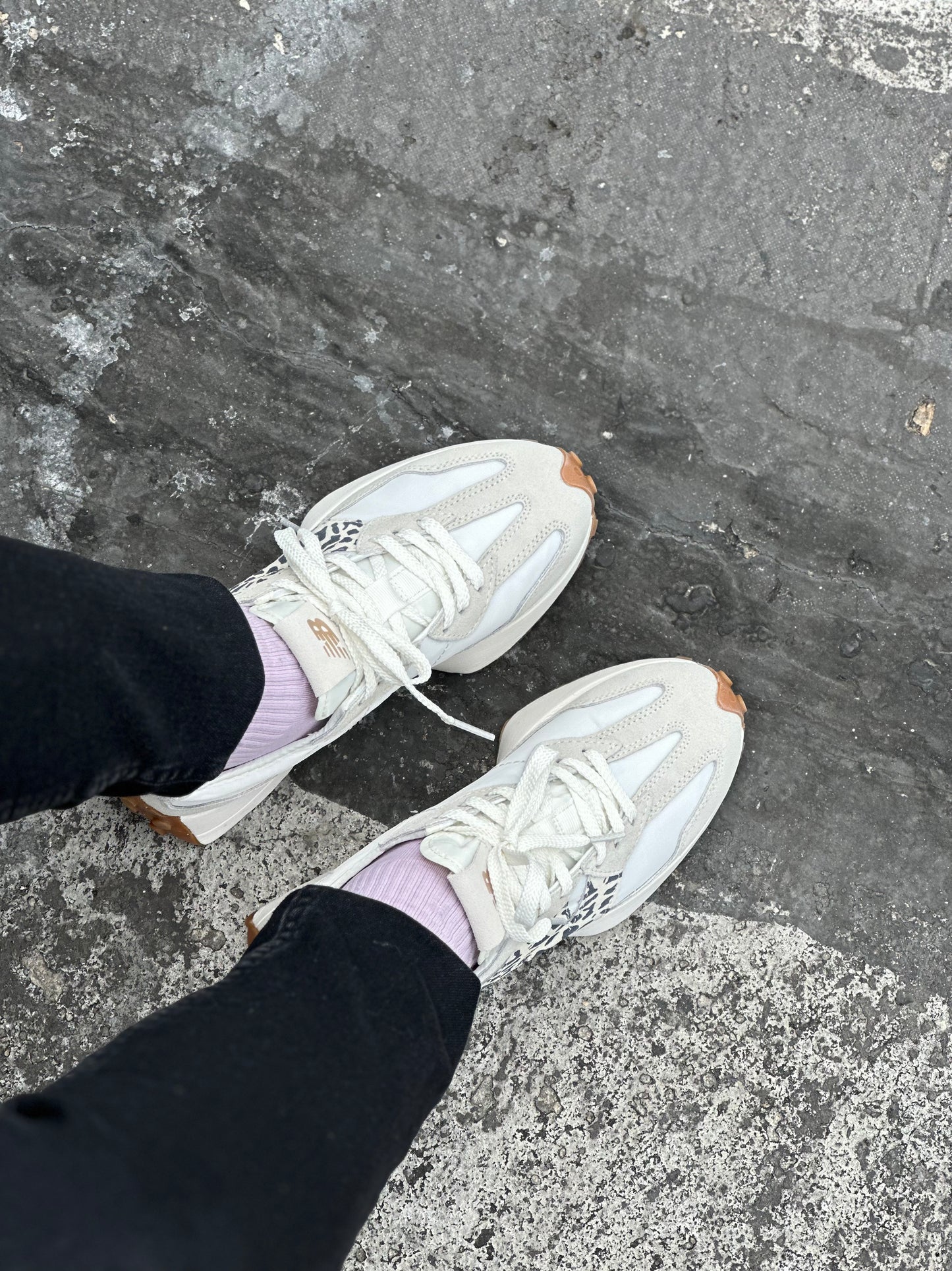 New Balance 327 Animal Print