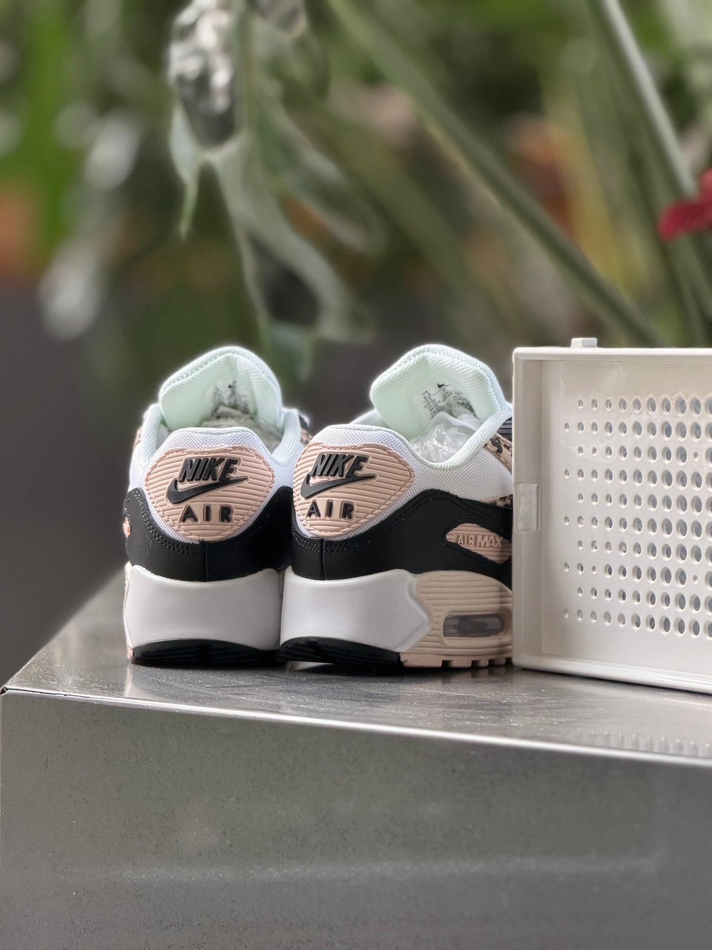 Nike Air Max 90 Leopard Pink