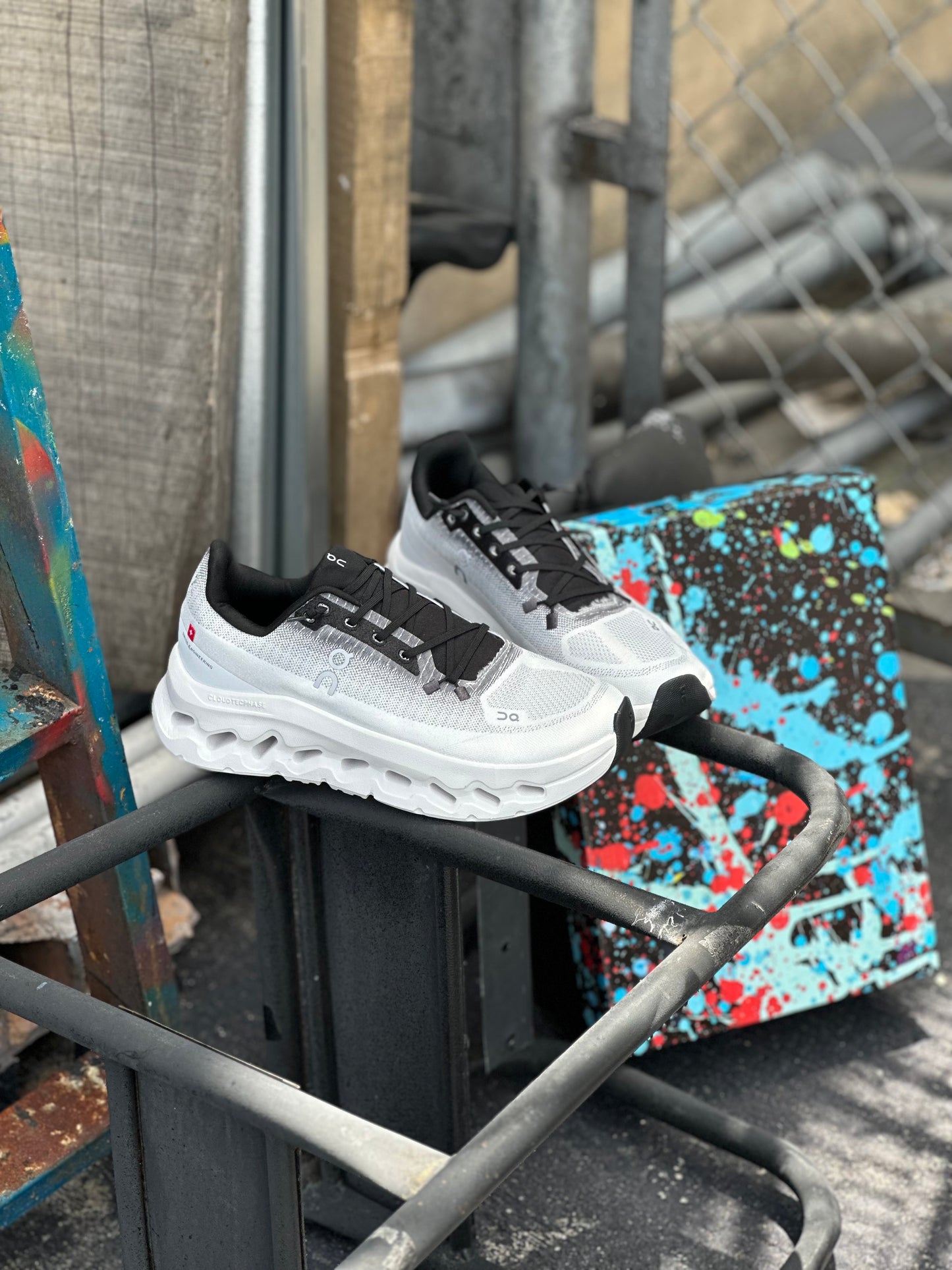 On Running Cloudtilt Black Ivory