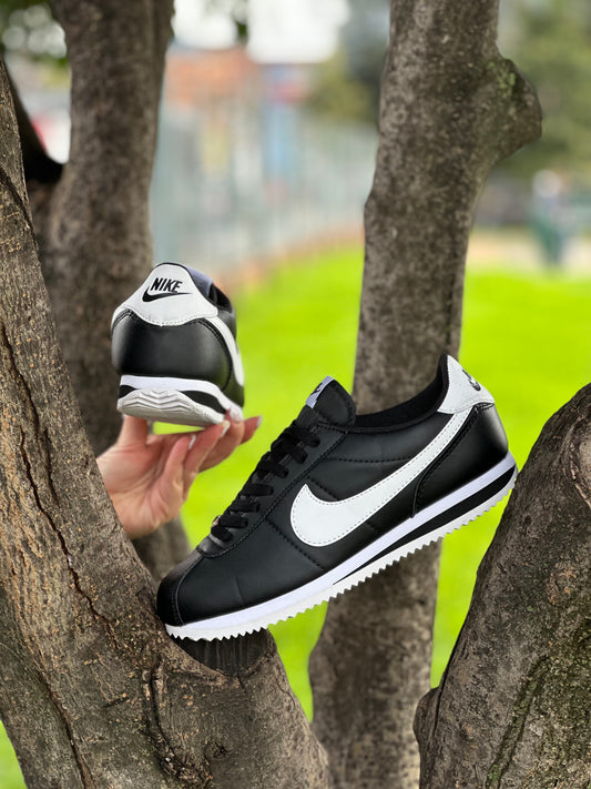 Nike Cortez