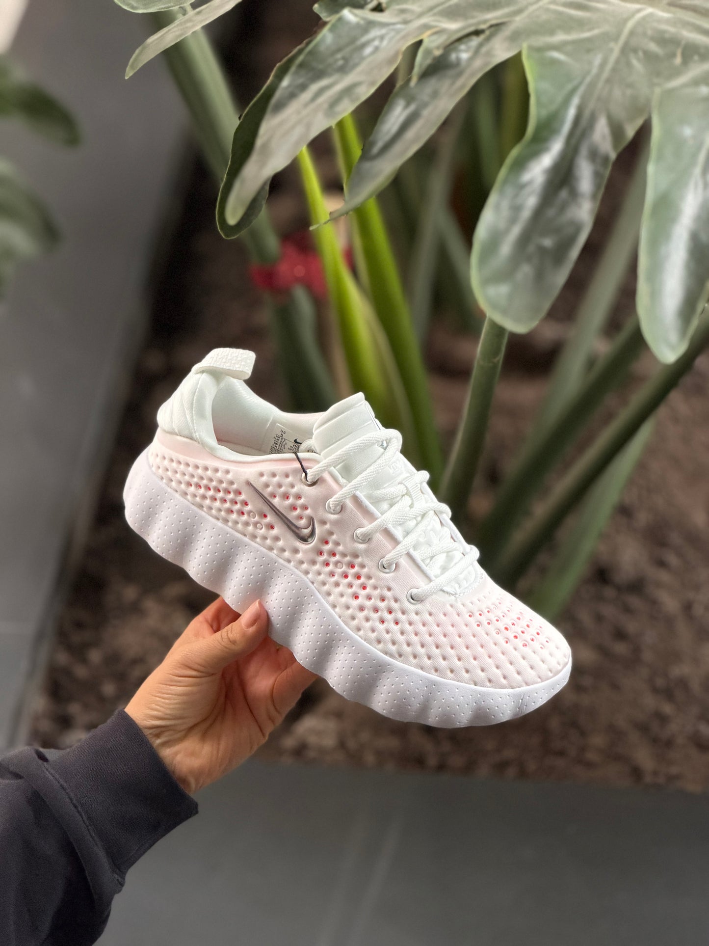 Nike Mind 002