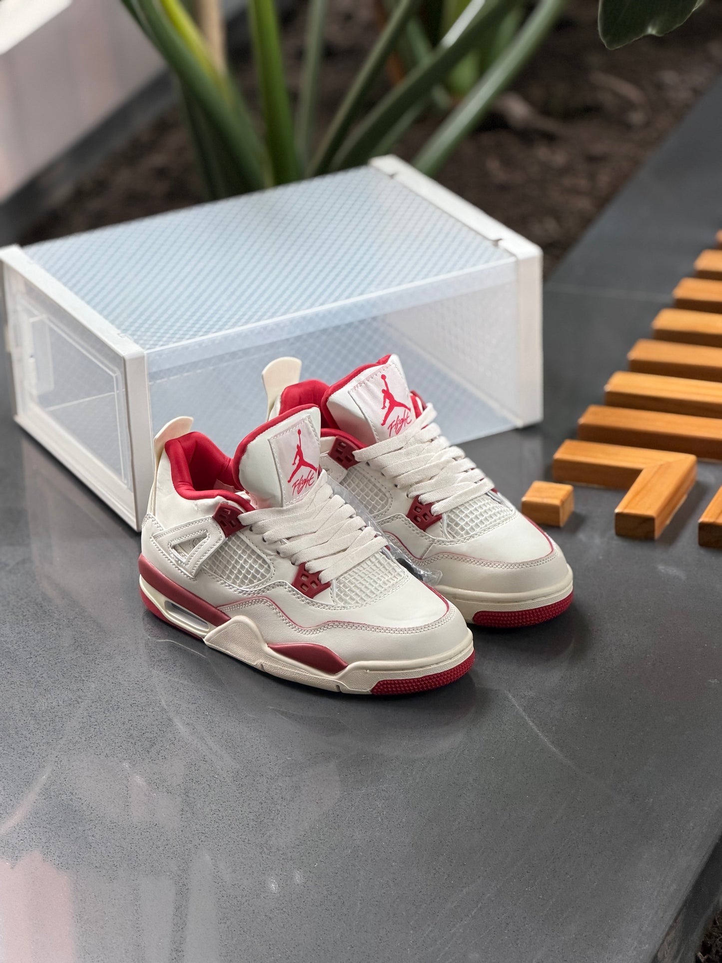 Air Jordan 4 Retro “Valentine’s Day”