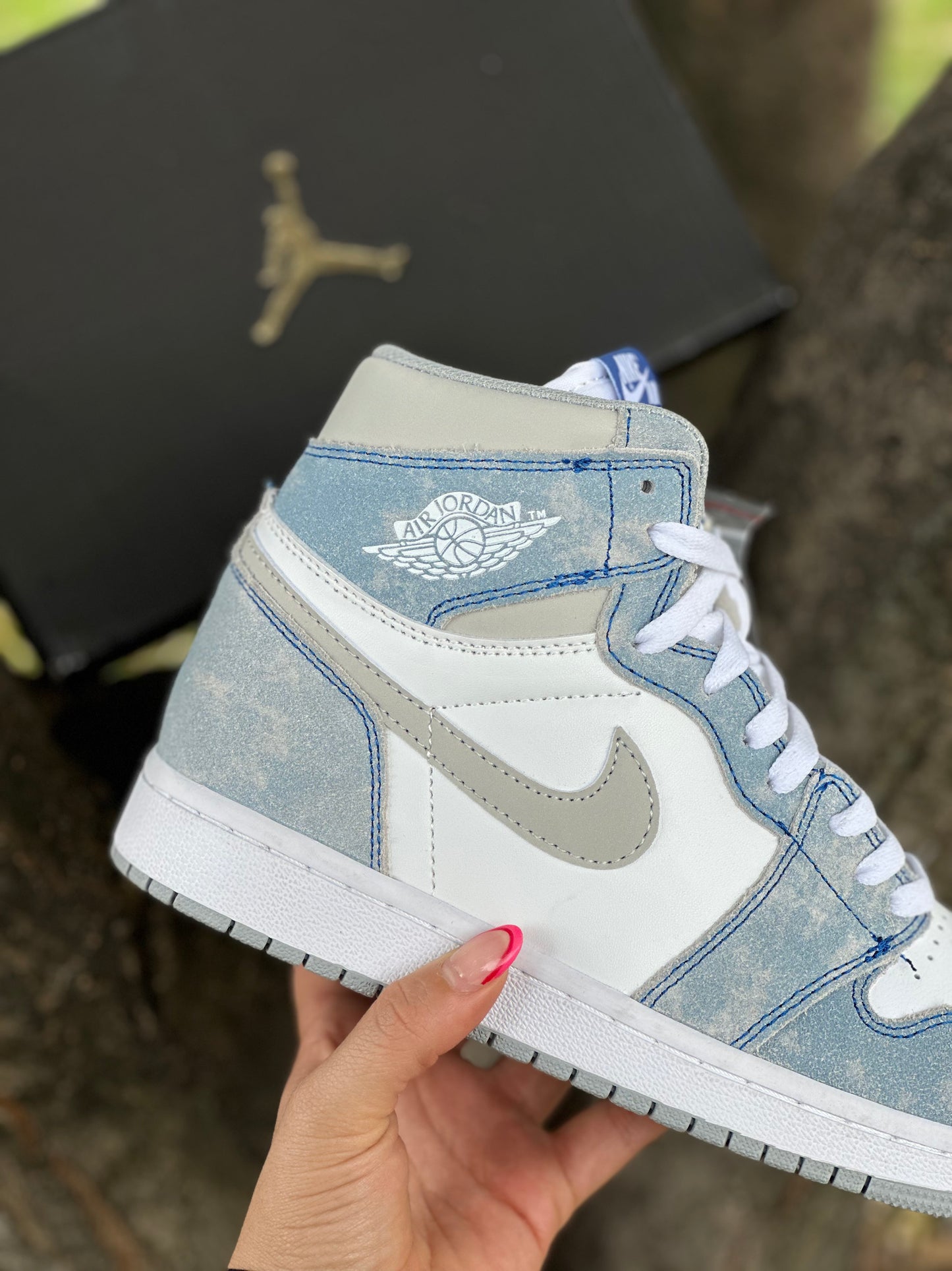 Nike Air Jordan Retro OG Hyper Royal