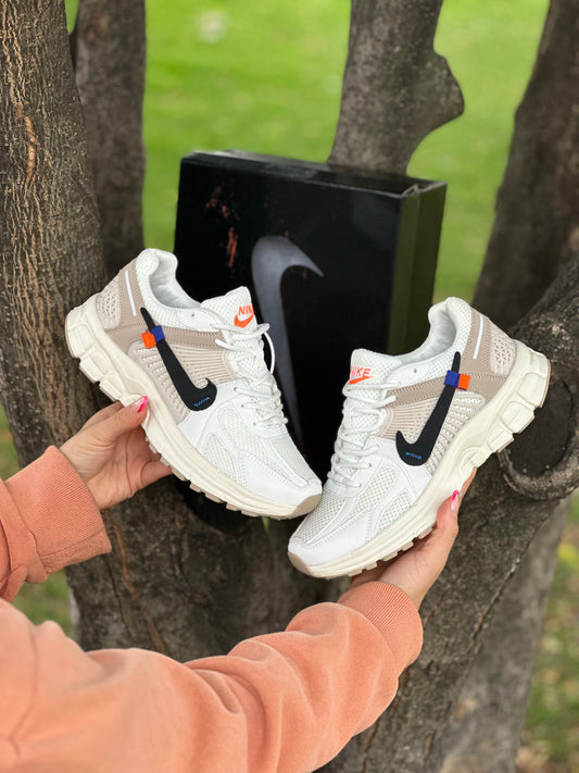 Nike Zoom Vomero 5 X Off White