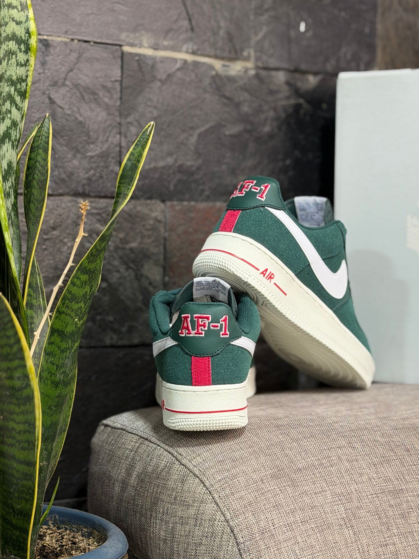 Nike Air Force One x Low Athletic