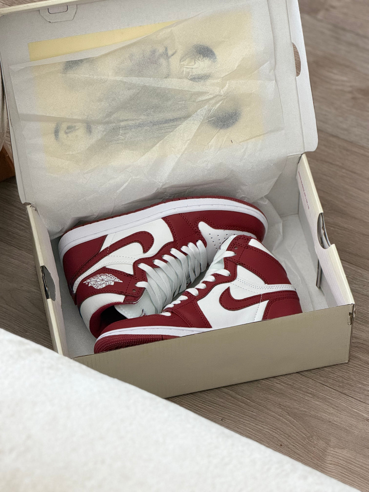 Air Jordan 1 Retro High OG | Team Red