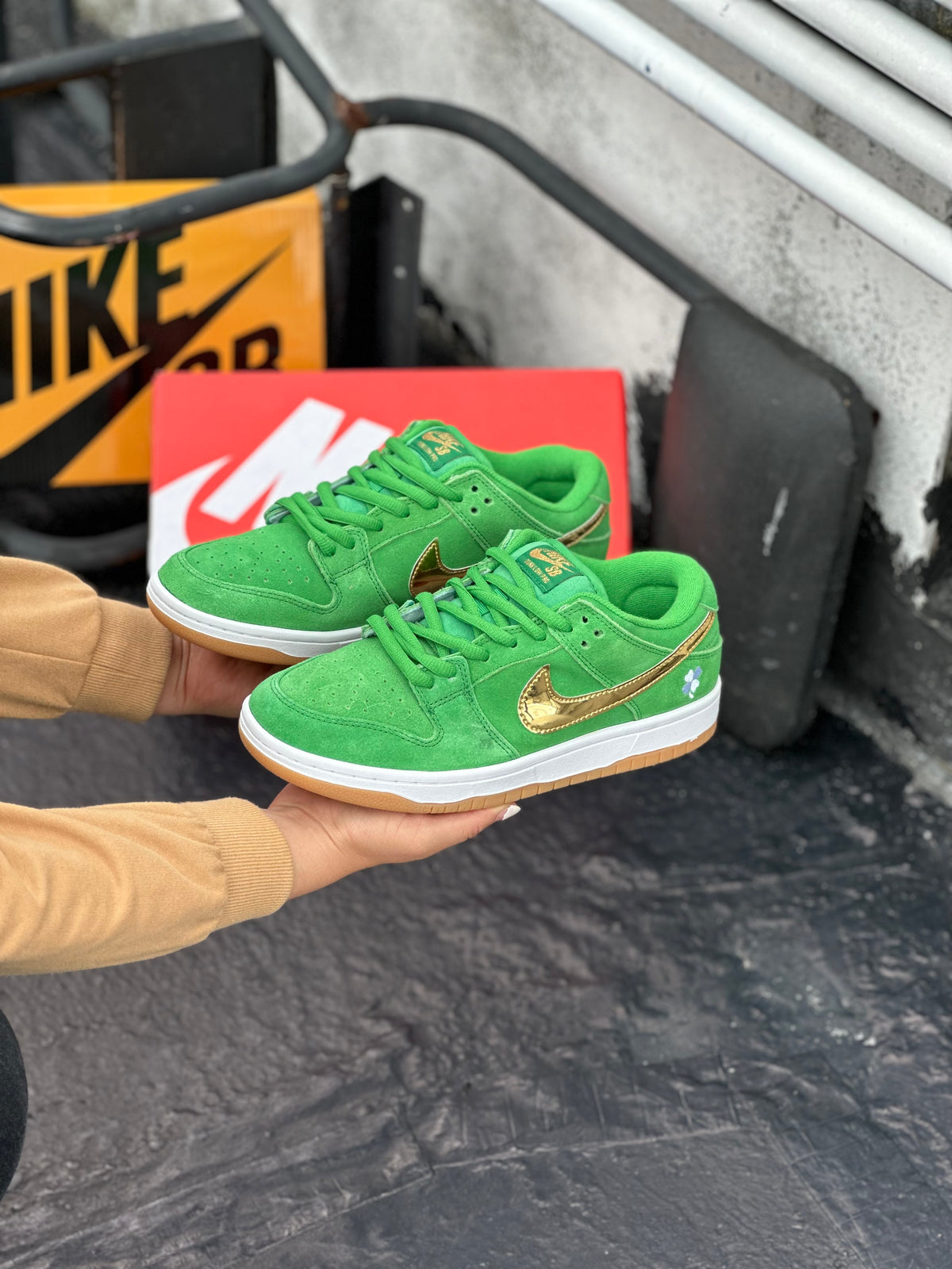 Nike Dunk Low Pro St. Patrick's Day – ZNEAKZREALM