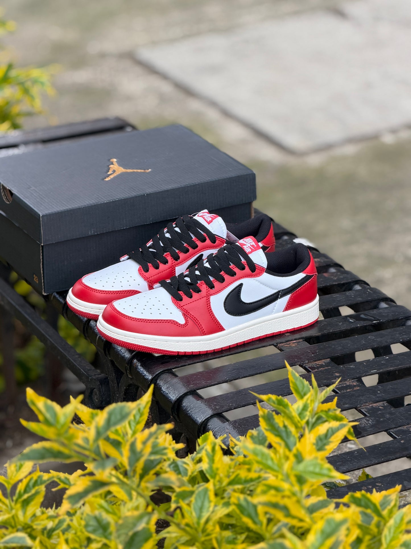 Air Jordan 1 Low Chicago