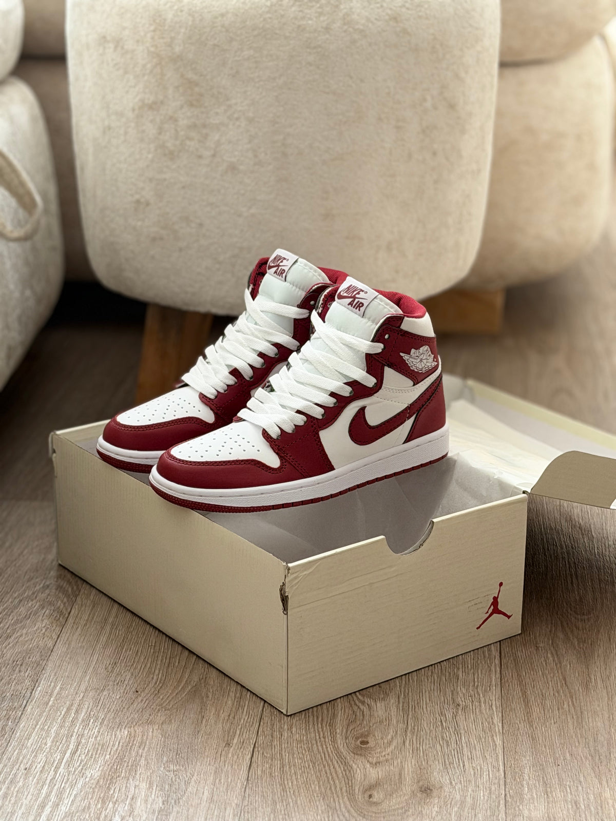 Air Jordan 1 Retro High OG | Team Red