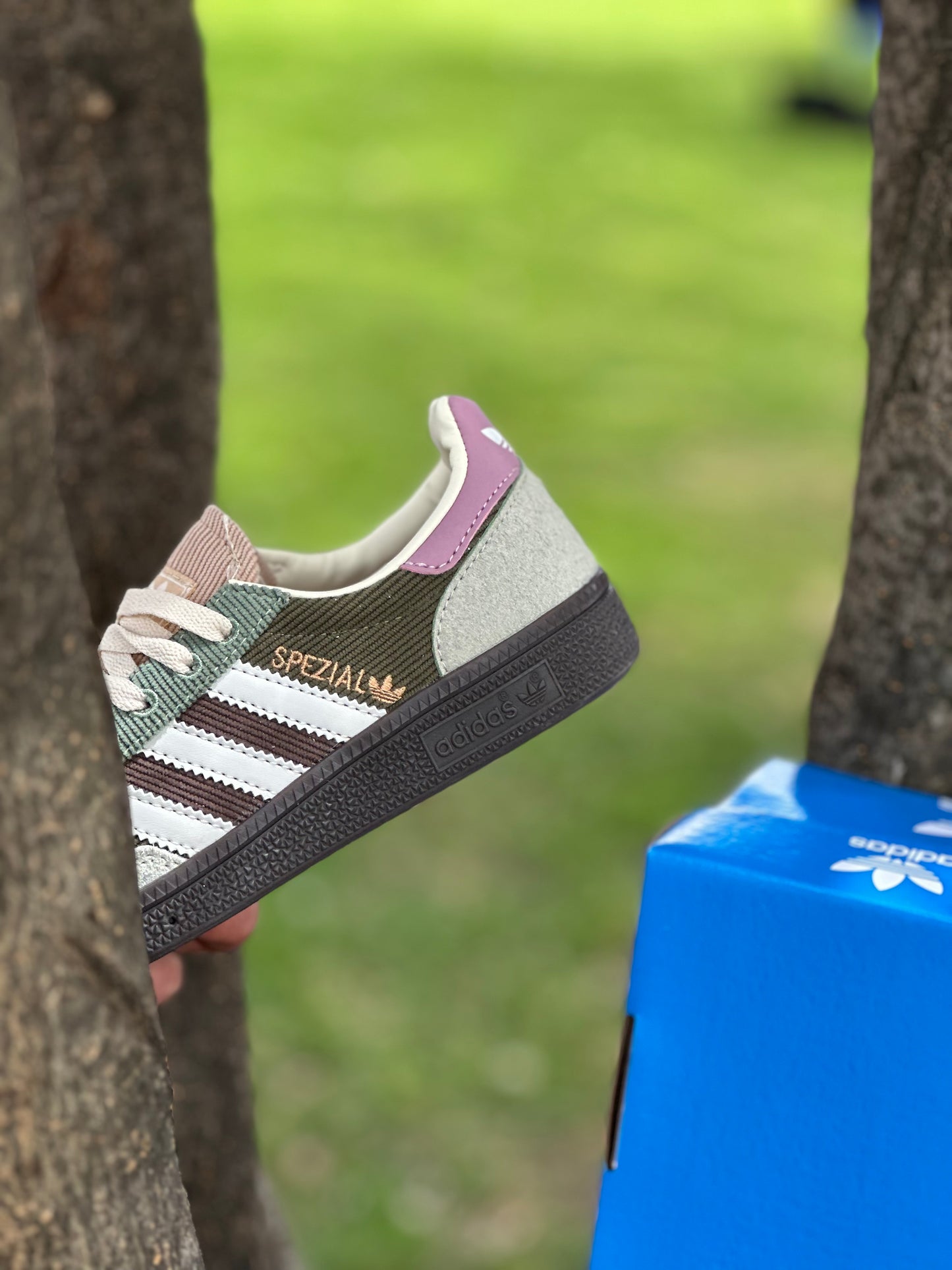 Adidas Handball Spezial "Verde Rosa"