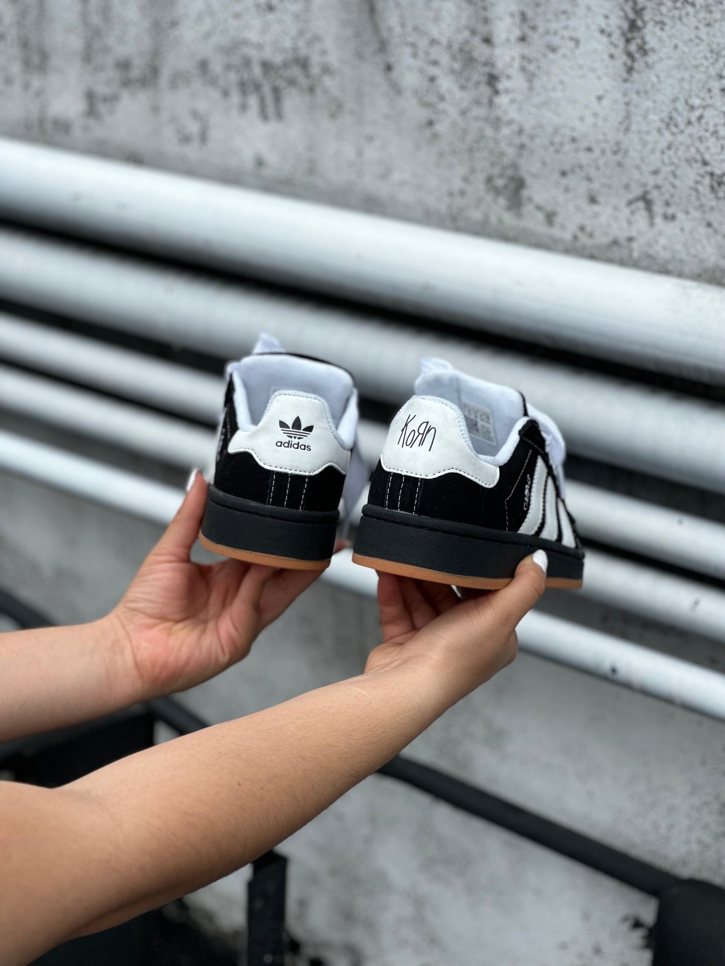 Adidas Campus 00s Korn