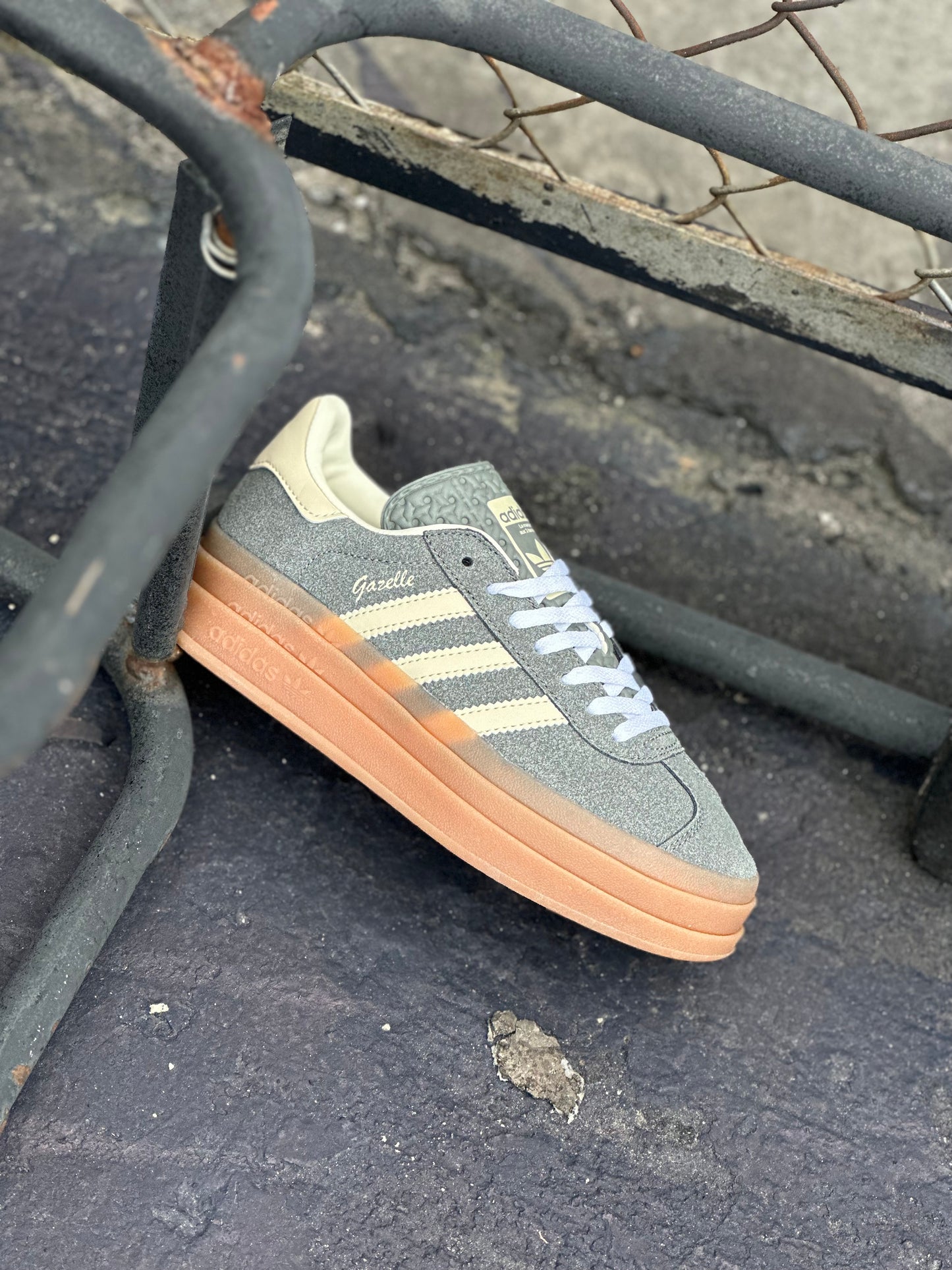 Adidas Gazelle Bold - Gris