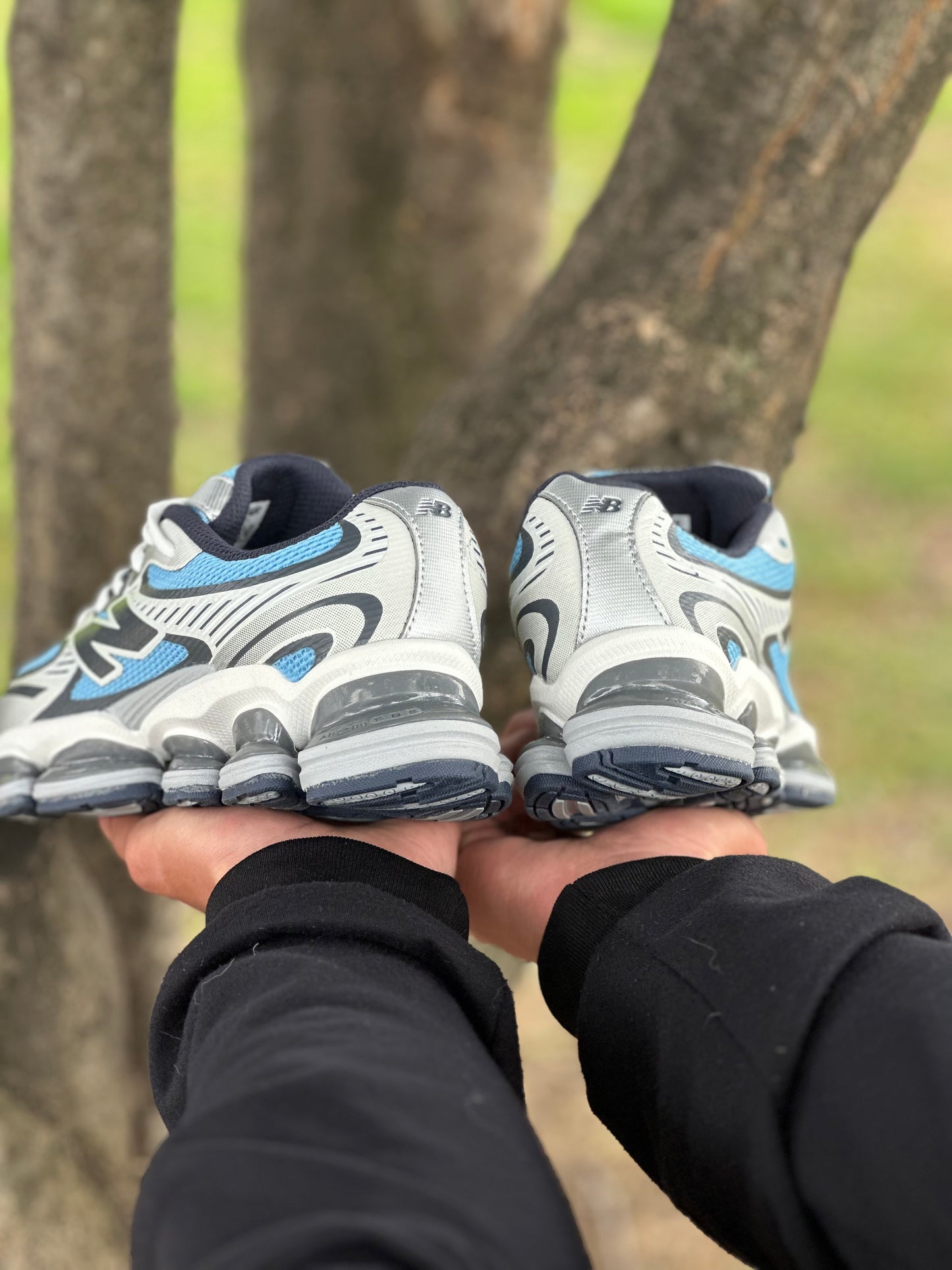 New Balance Abzorb 2000