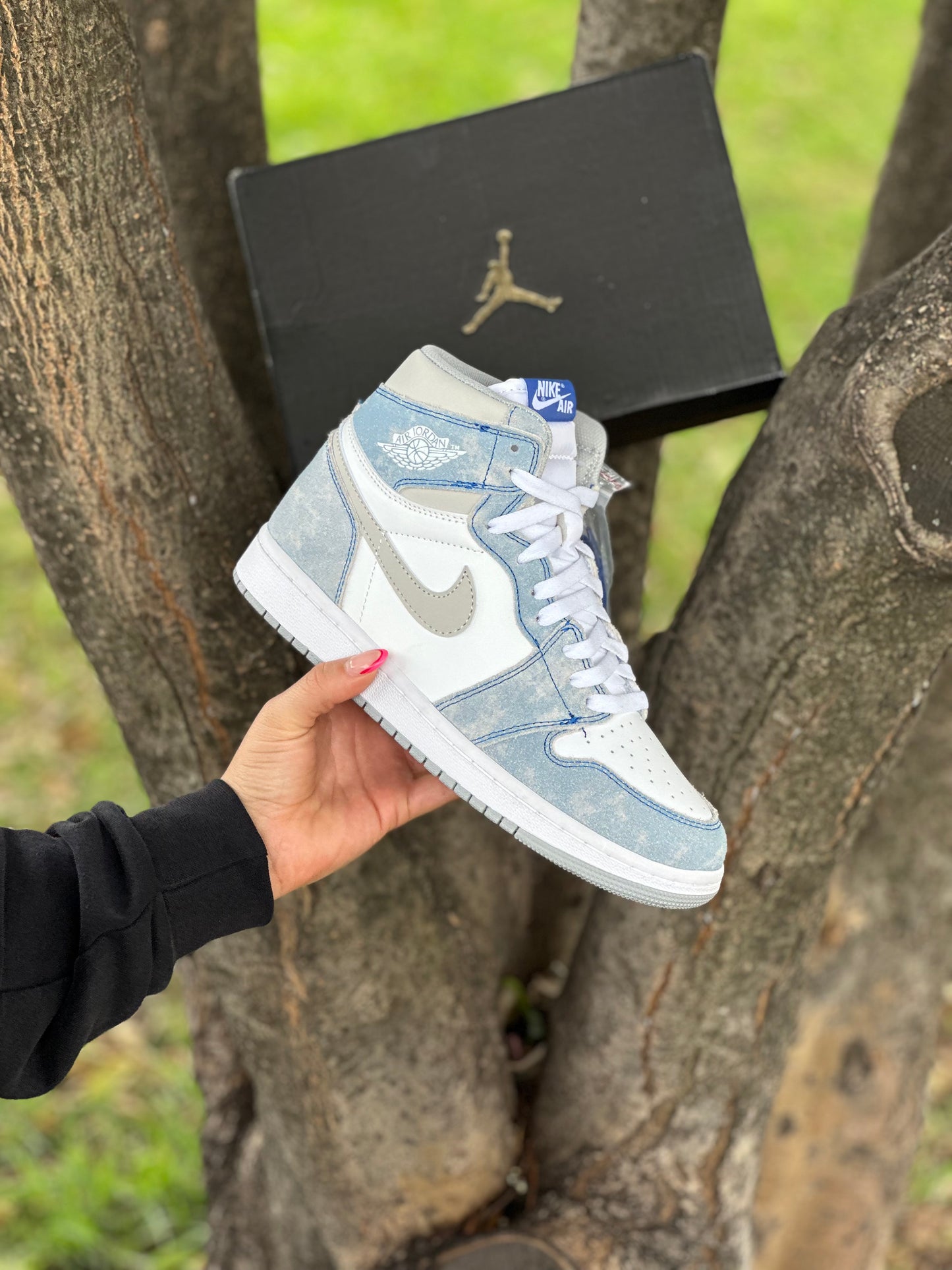 Nike Air Jordan Retro OG Hyper Royal