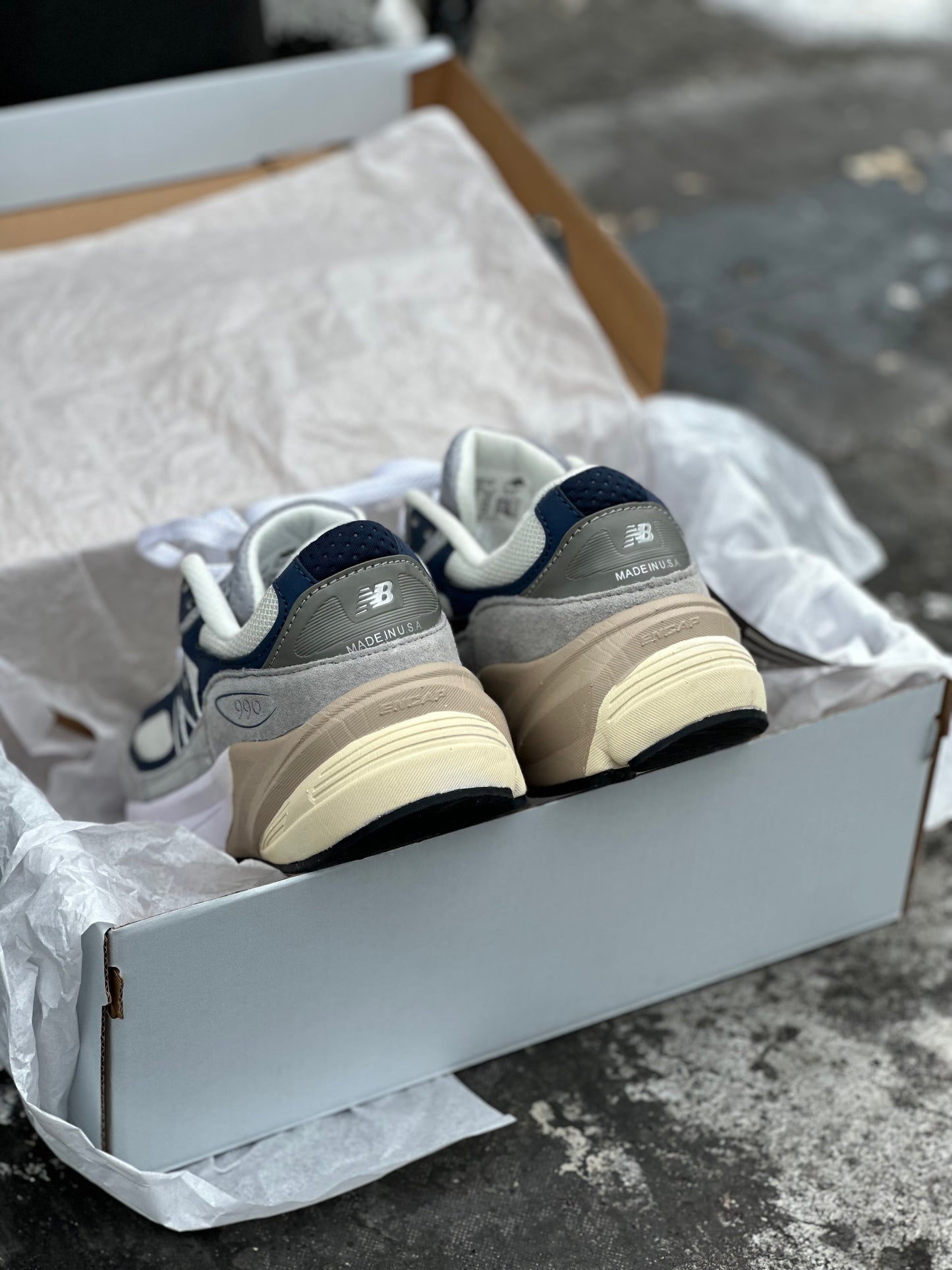 New Balance 990 COUNTER