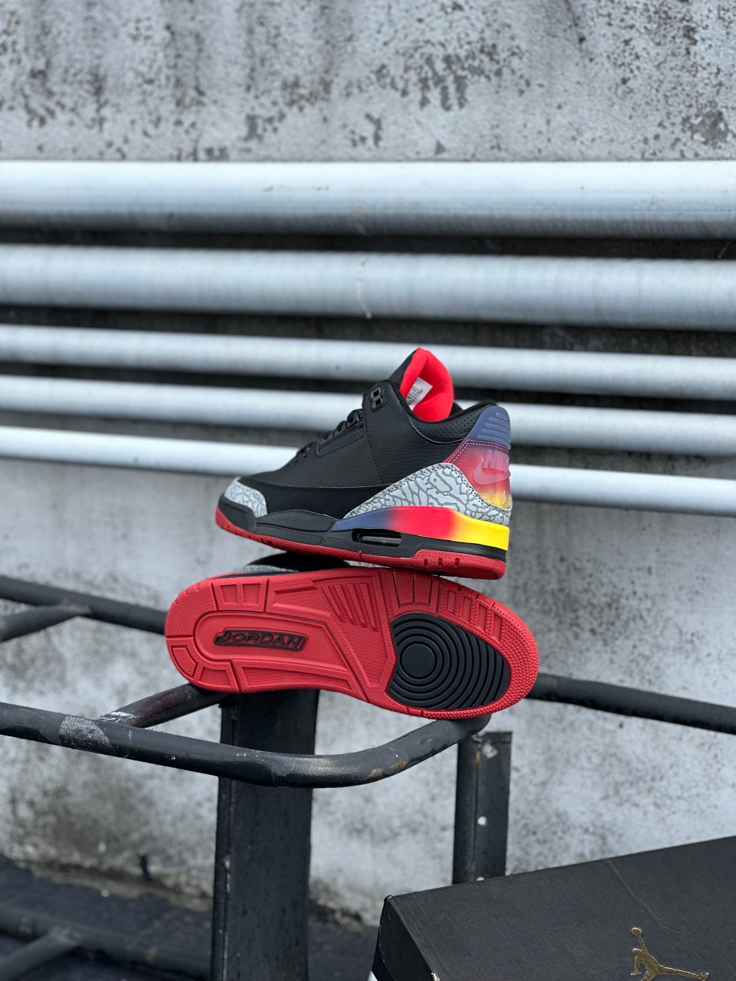 Jordan retro 3 X Jbalvin 'Rio'