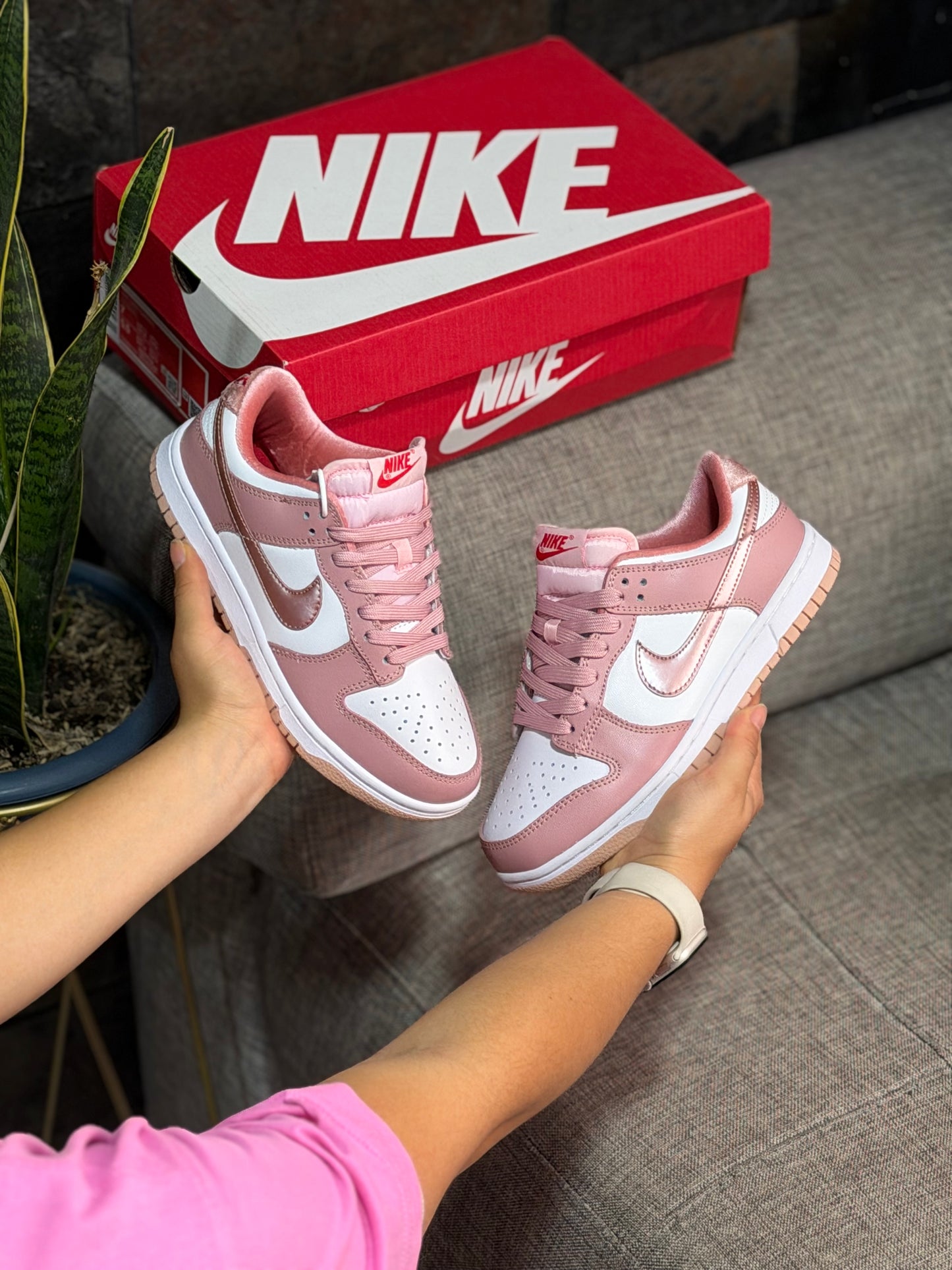 Nike Dunk Low Terciopelo Rosa