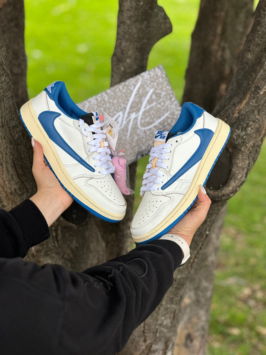 Air Jordan 1 Low Travis