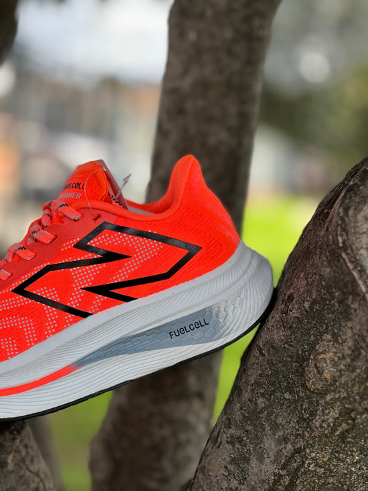 New Balance Supercomp Trainer V2