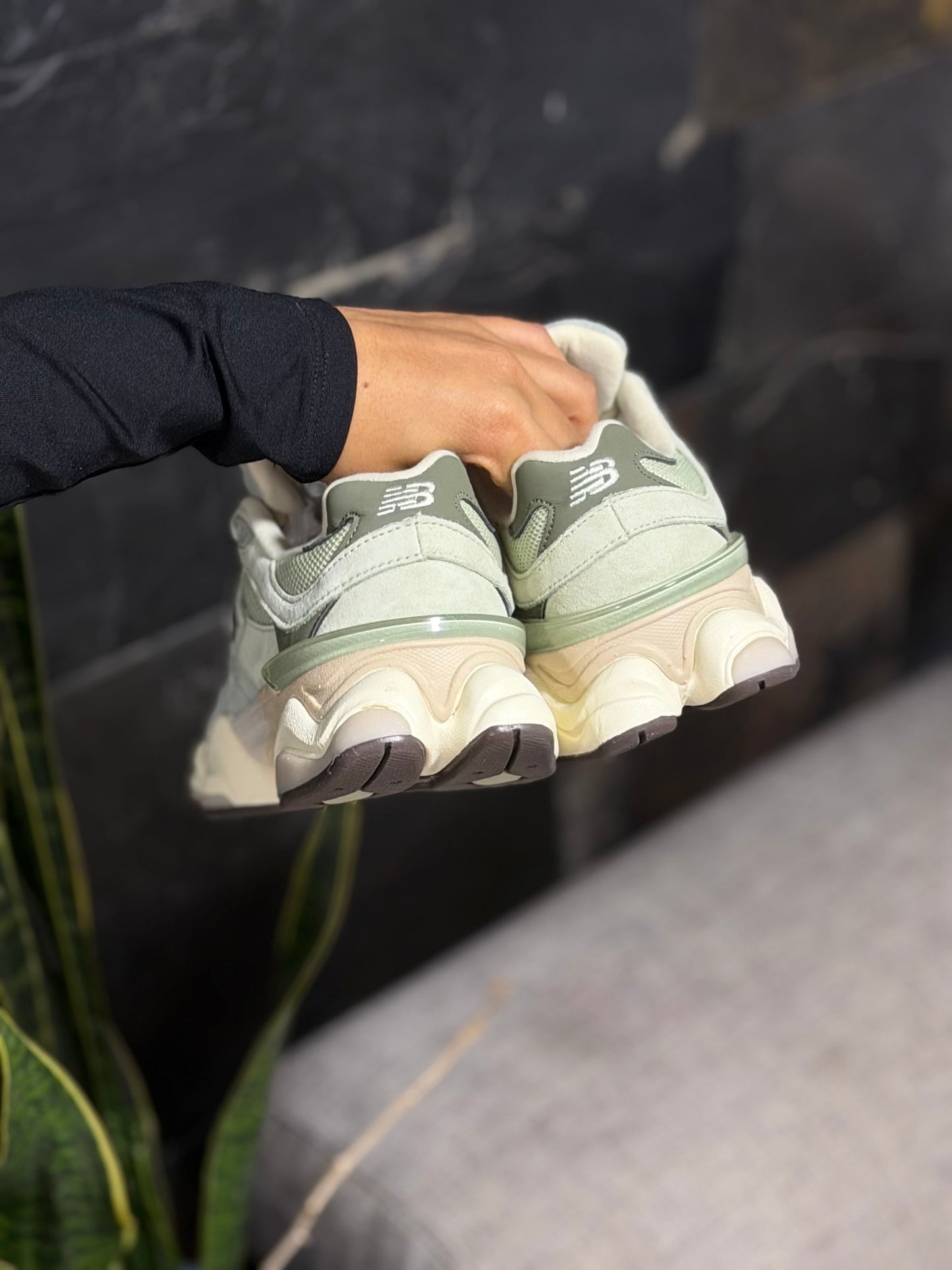 New Balance 9060 Olivine