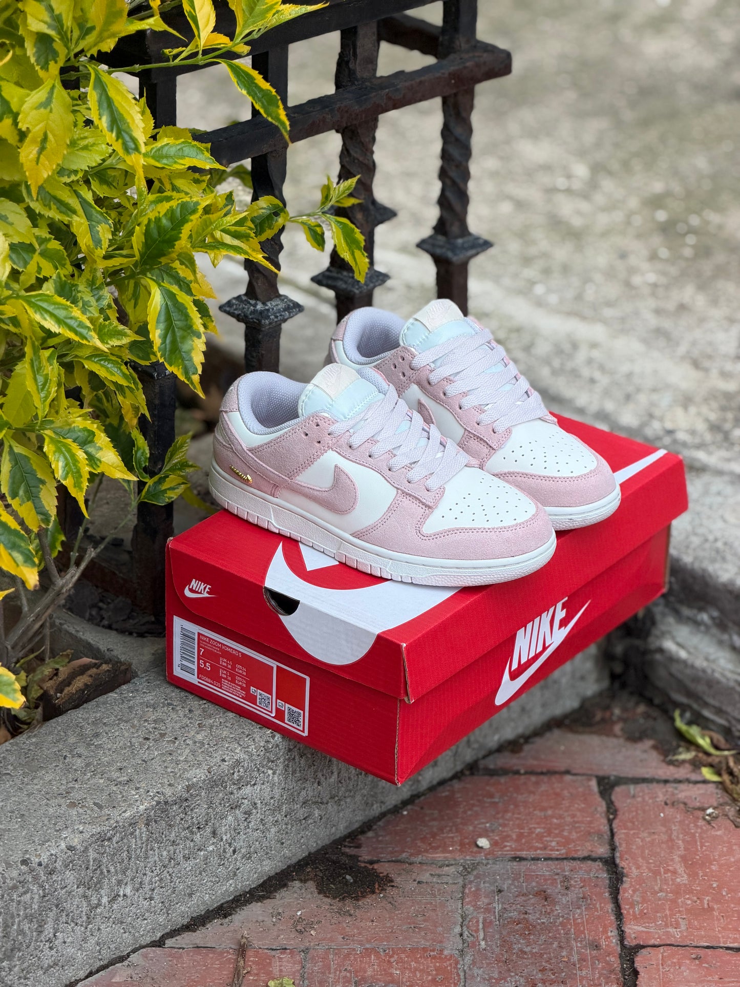 Nike Dunk Low Pearl Pink