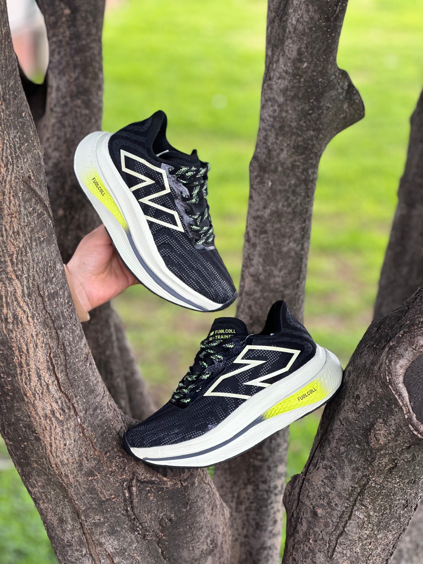 New Balance Supercomp Trainer V2