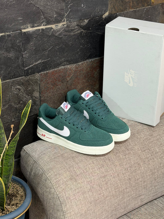 Nike Air Force One x Low Athletic