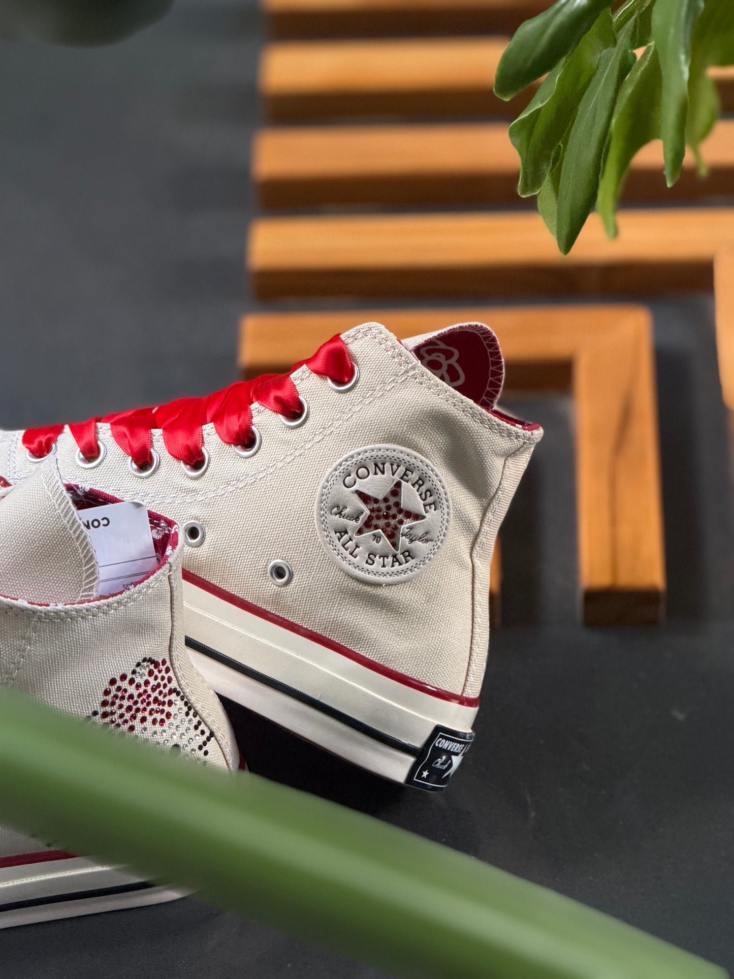 Converse Hello Kitty